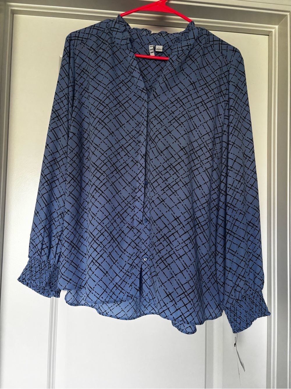 Elle Long-Sleeve Blouse